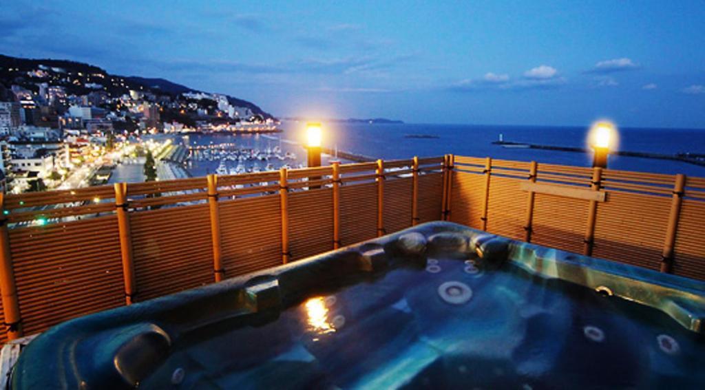 熱海 玉の湯ホテル 熱海市 エクステリア 写真